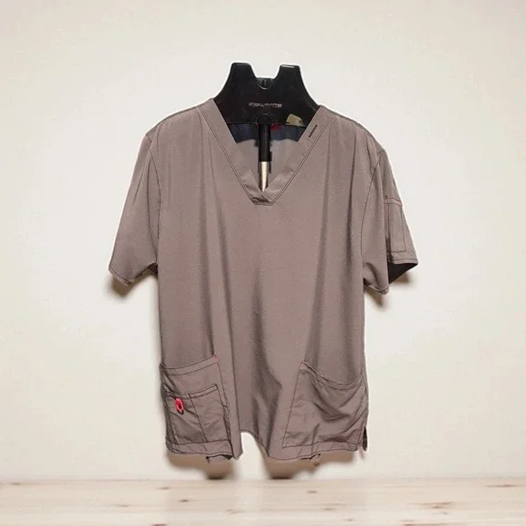 Carhartt Gray Scrubs Top Short Sleeve Size 2X - Multi Pockets - Pink Accents - Picture 1 of 6